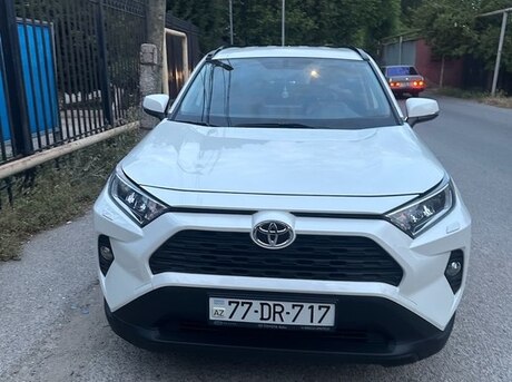 Toyota RAV4 2021