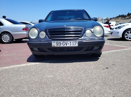 Mercedes E 270 2001