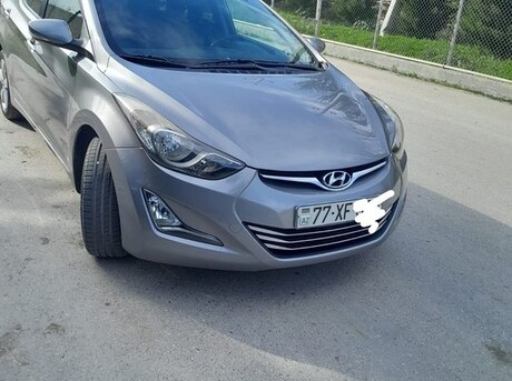 Hyundai Elantra 2011