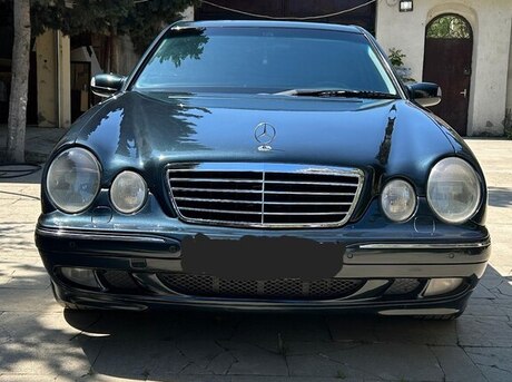 Mercedes E 270 2000