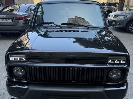 LADA (VAZ) Niva 2015