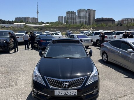 Hyundai Grandeur 2015