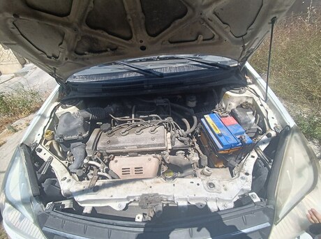 Geely MK 2012