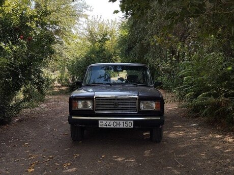 LADA (VAZ) 2107 2000