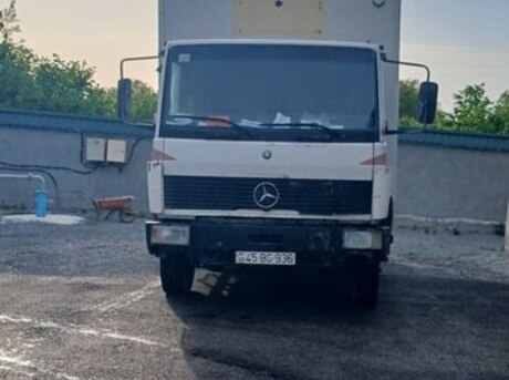 Mercedes 814 D 1997