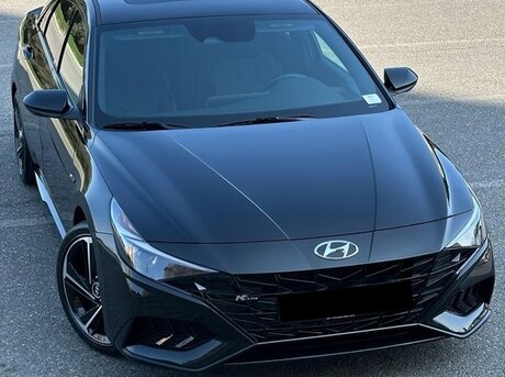 Hyundai  2023
