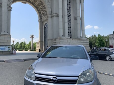 Opel Astra 2004