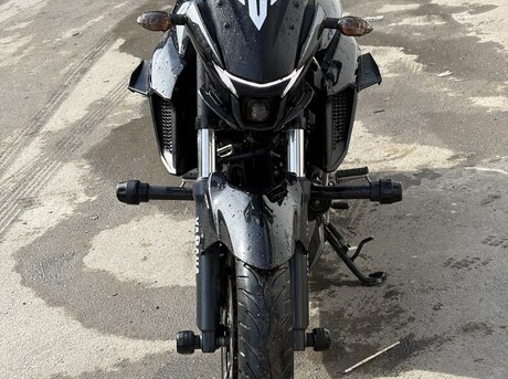Yamaha FZ25