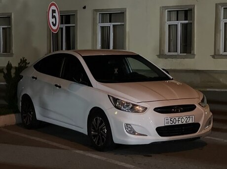 Hyundai Accent 2011