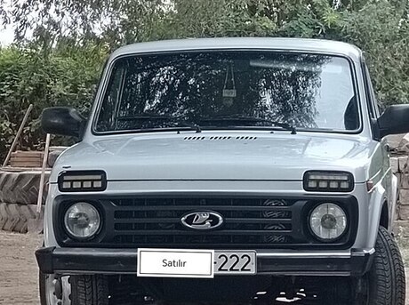 LADA (VAZ) Niva 2009