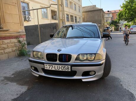 BMW 325 2000