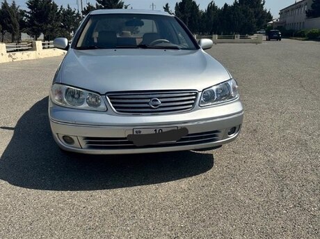 Nissan Sunny 2005