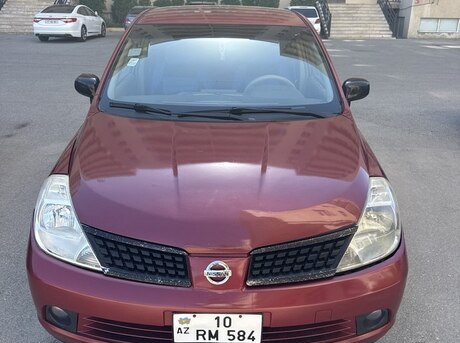 Nissan Tiida 2006