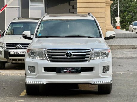 Toyota Land Cruiser 2012
