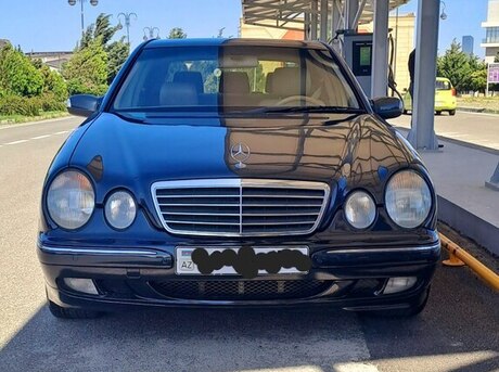 Mercedes E 240 2001