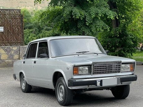 LADA (VAZ) 2107 2011