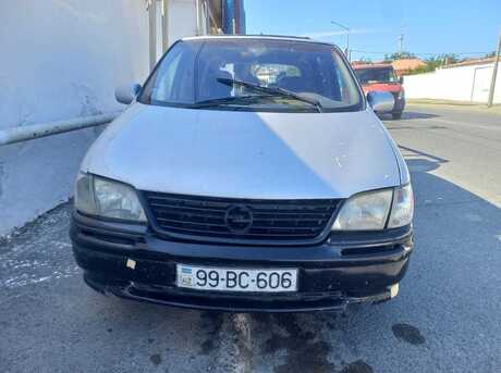 Opel Sintra 1999