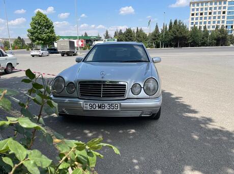 Mercedes E 240 1998