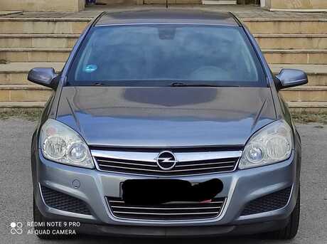 Opel Astra 2008