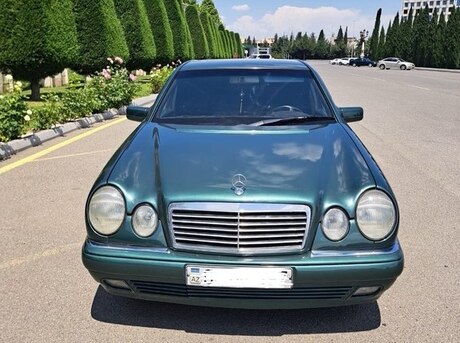 Mercedes E 220 d 1999