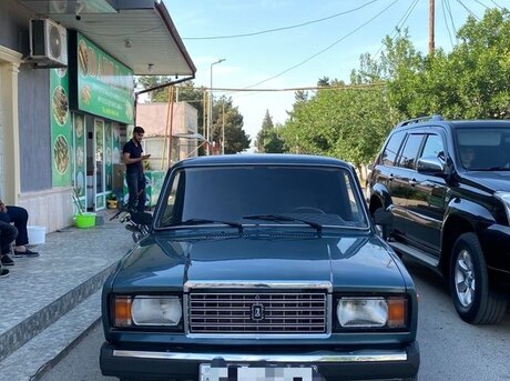 LADA (VAZ) 2107 2010