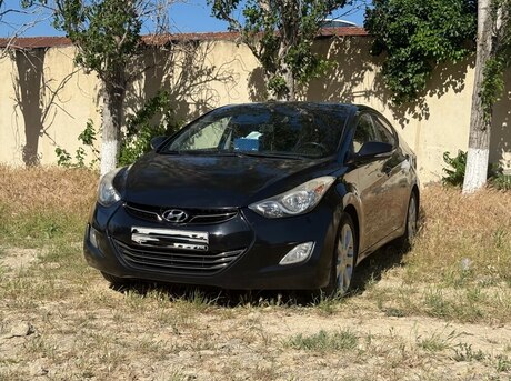 Hyundai Elantra 2012