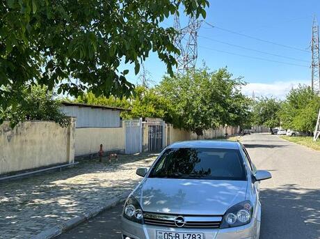 Opel Astra 2005