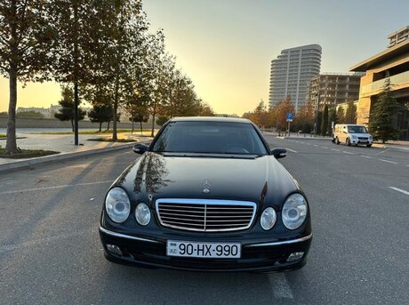 Mercedes E 240 2003