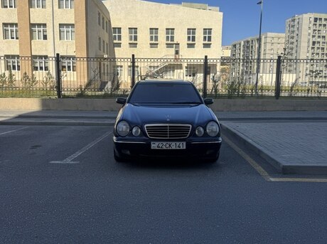 Mercedes E 240 2000