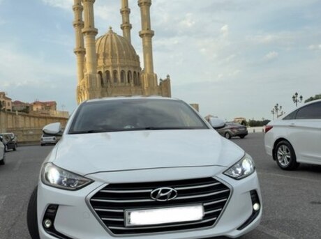 Hyundai Avante 2016