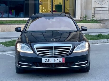 Mercedes S 500
