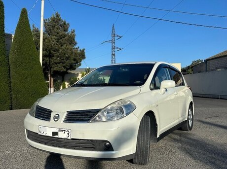 Nissan Tiida 2008