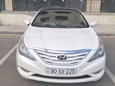 Hyundai Sonata 2010