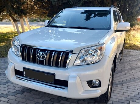 Toyota Land Cruiser Prado 2010