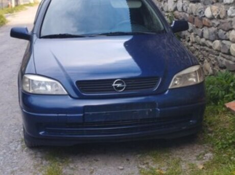 Opel Astra 2000