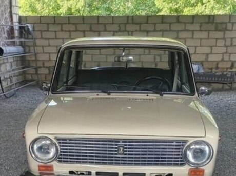 LADA (VAZ) 21011 1982