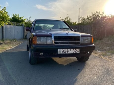 Mercedes 190 1992