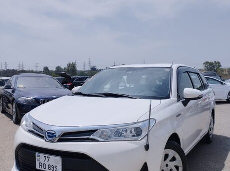 Toyota Corolla Fielder 2018