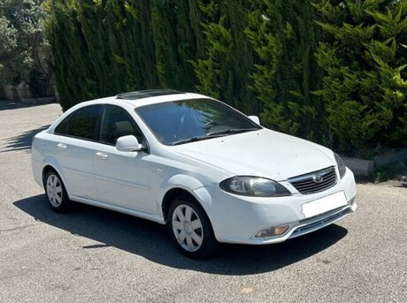 Daewoo Gentra 2014
