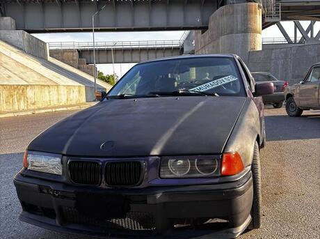 BMW 320 1994
