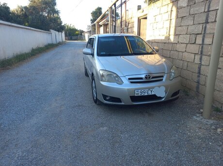 Toyota Corolla 2005