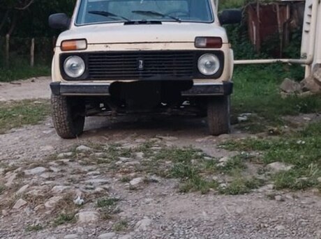 LADA (VAZ) Niva 1986