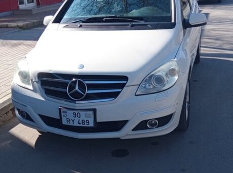 Mercedes B 180 2009