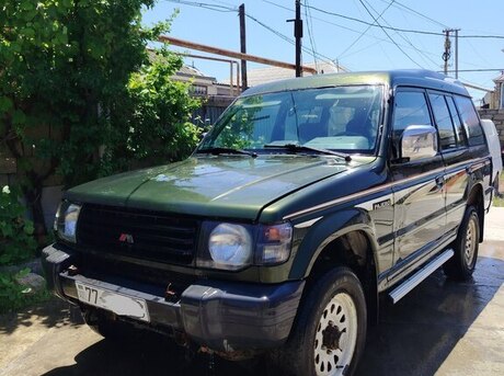 Mitsubishi Pajero 1996