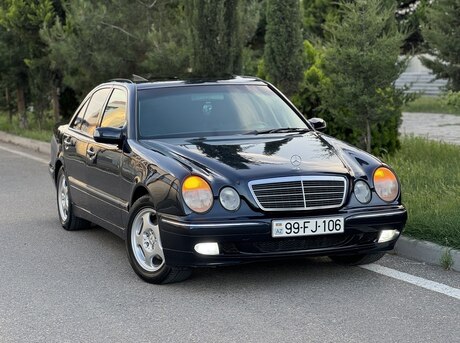 Mercedes E 220 d 2000