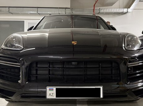 Porsche  2019