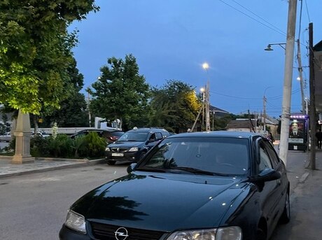 Opel Vectra 1998