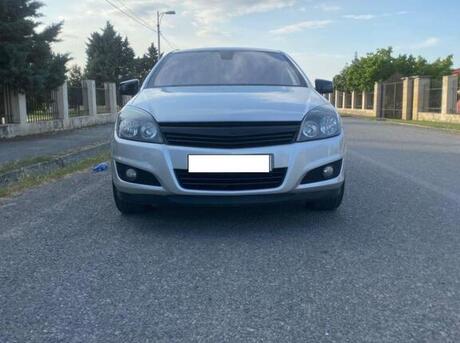 Opel Astra 2009