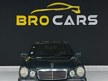 Mercedes E 230