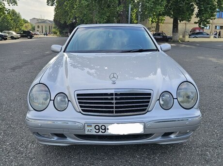 Mercedes E 220 d 2001